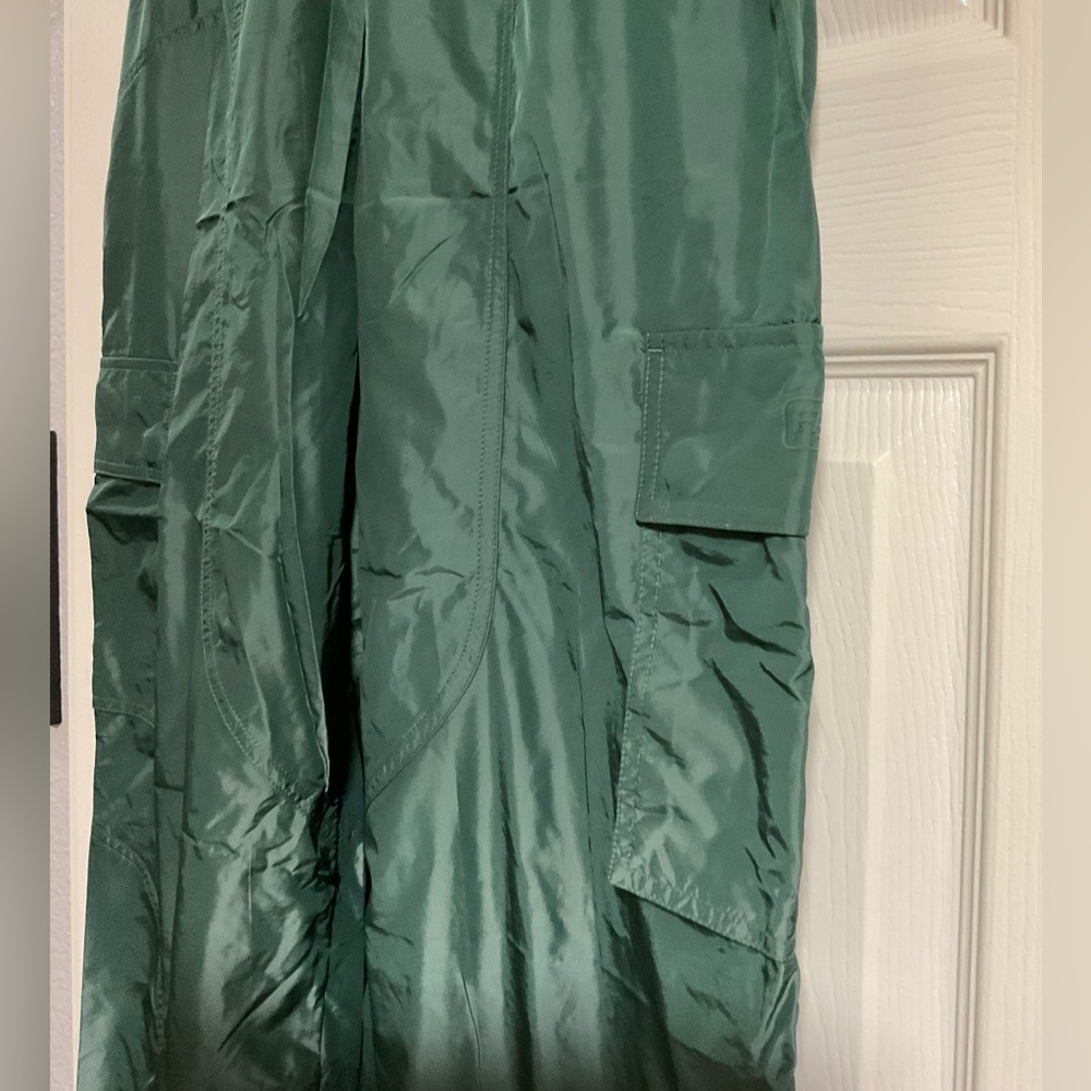 Fabletics Lightweight Deep Green Cargo Jogger Pan… - image 2
